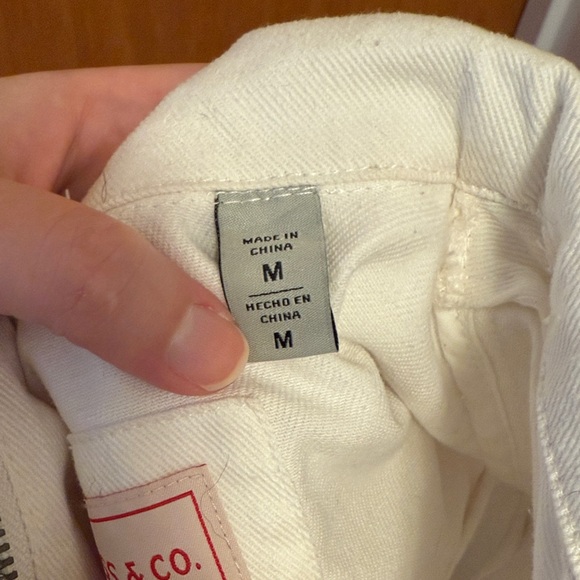 Levi's Classic White Jacket - Picture 5 of 7